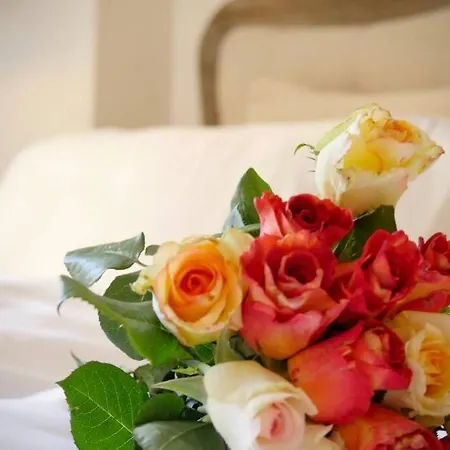 Bord De - Ac, Wifi, Chic, Sea View, 2 Minutes Walk أنتيب