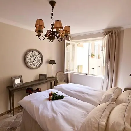 Bord De - Ac, Wifi, Chic, Sea View, 2 Minutes Walk Appartement Antibes